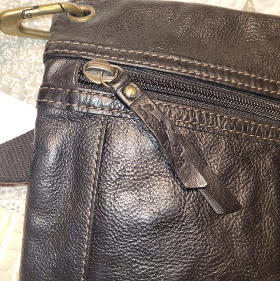 Vintage Fossil Sasha Black Leather Crossbody Bag Key Purse - Picture 8 of 14